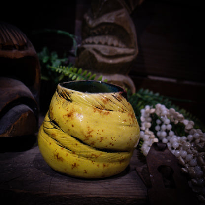 Yellow margin Moray Mug A.P